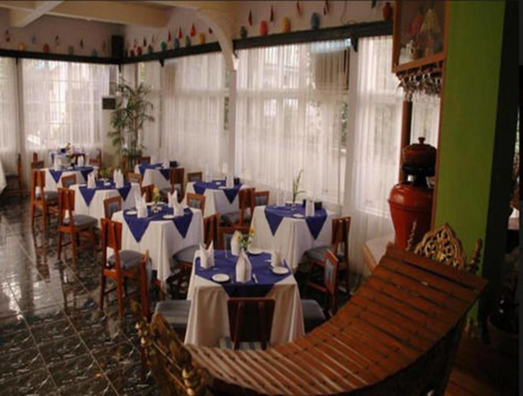 Emerald Land Hotel 曼德勒 外观 照片