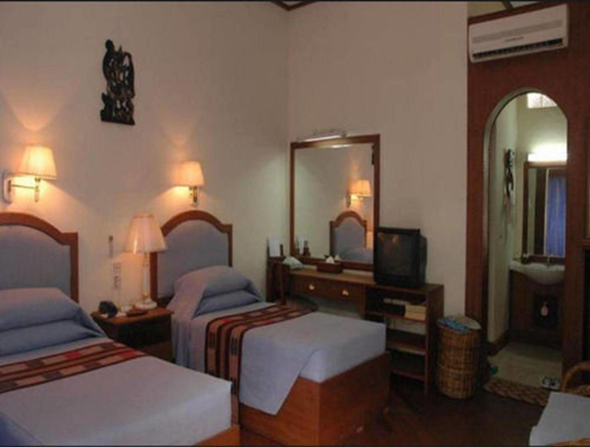 Emerald Land Hotel 曼德勒 外观 照片